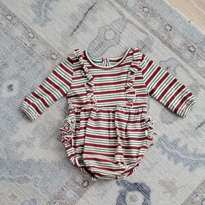 Ruffle Butts Baby Girls Red Green Holiday Frilly Long Sleeve Bodysuit Sz0-3m